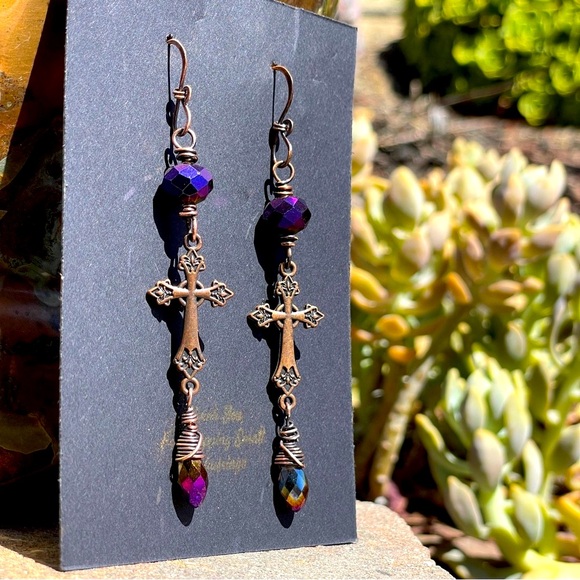 Elegant Purple Cross Dangle Earrings - Picture 2 of 12